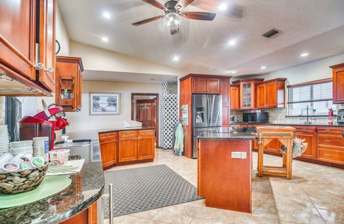 St. Petersburg House | Bayfront St Petersburg Home w/Hot Tub & Dock!