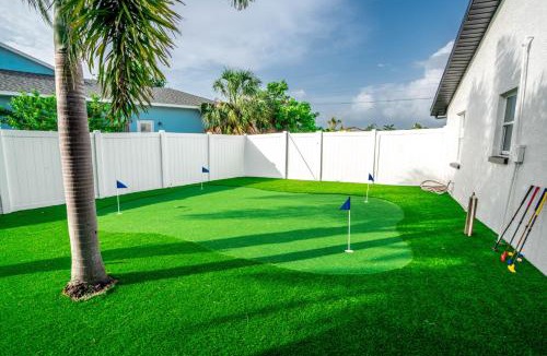Apollo Beach House | Baywatch - 712 Jamaica Cir W