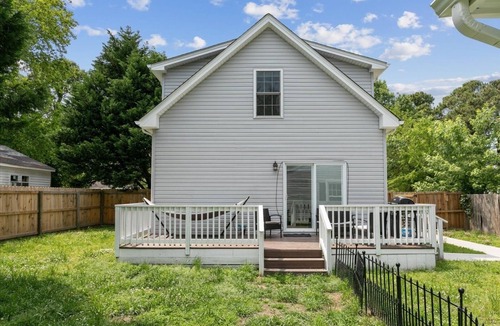 Buckroe Beach House | Beach Bliss in Hampton – Minutes to the Shore!