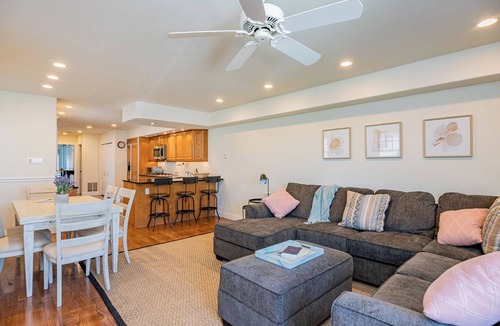 Dennisville House | Beach Block 5BR/3.5BA ~ Ocean-View Decks ~ Garage Bar ~ Sleeps 10 ~ Sea Isle
