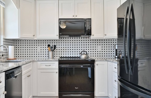 Southend House | "Beach Escape" Family friendly close to AC w/playground