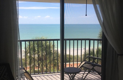 Belleair Beach Condo | Beach Front 2B 2B. Elegant Top Floor End Unit On Desirable Belleair Beach