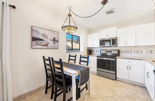 Venice Condo | Beach House Barcelona D- 3 MINUTE WALK TO THE BEACH, clean & cozy