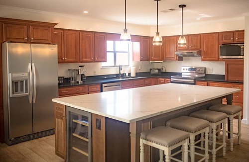 Thomas Drive House | Beach house with Heated Pool, Hot Tub, Fire Pit,GAM RM, Mini&Disc Golf, 100" T.V
