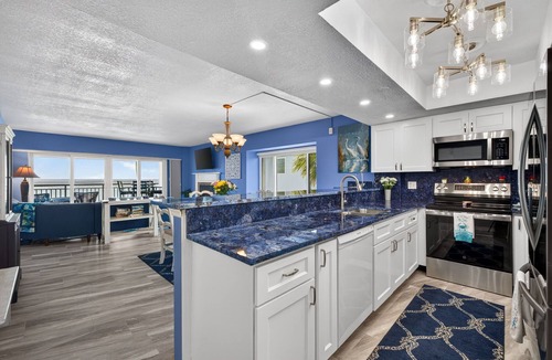 Indian Shores Condo | Beach Life: You are ON The BEACH! 3-bdrm Condo , heated pool, white sandy beach