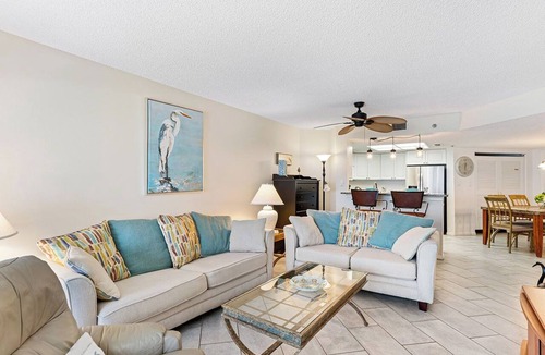 Indian Shores Condo | Beach Palms 310 - GULF VIEW Condo!