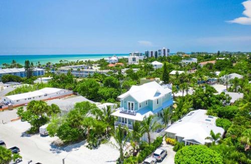 Sarasota House | Beach Views
