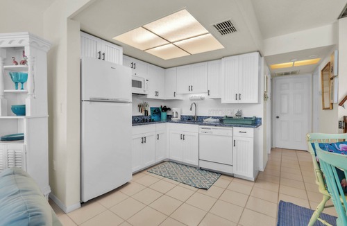 Holmes Beach Villa | Beachcomber. Hot tub swim spa and a 3 min walk to the beach