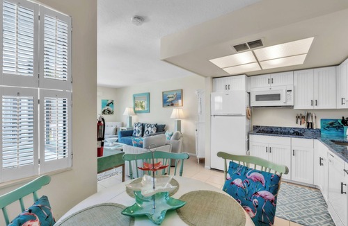 Holmes Beach Villa | Beachcomber. Hot tub swim spa and a 3 min walk to the beach
