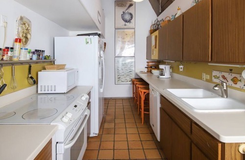 Englewood House | Beachfront Architect-Designed Mid-Century Home