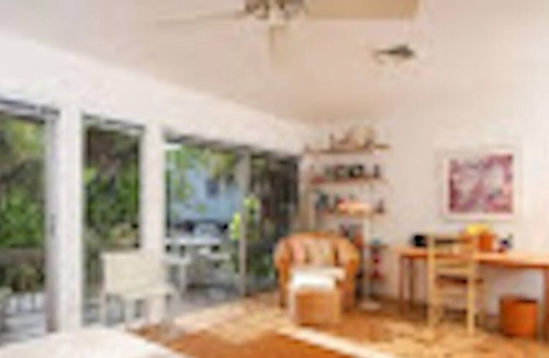 Englewood House | Beachfront Architect-Designed Mid-Century Home