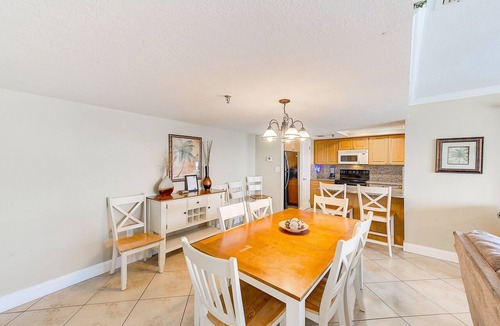 Redington Shores Apartment | Beachfront! Balcony, Sleeps 10 & King Bed, Heated Pool -308