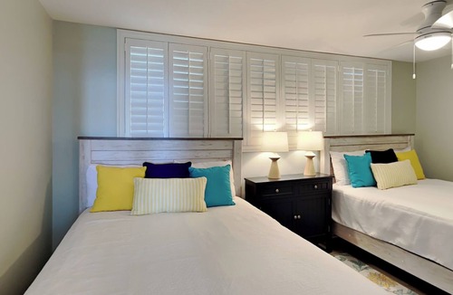 Navarre Beach Condo | Beachfront condo w/gorgeous Gulf views + resort pool