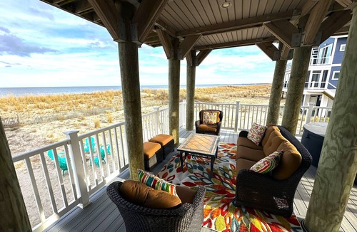 Broadkill Beach House | Beachfront I Expansive Deck I Dog Friendly I Spectacular 360 Views