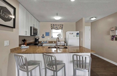 Sneads Ferry Condo | Beachfront Retreat in North Topsail Beach