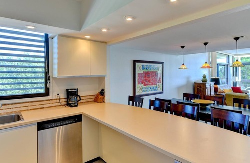 Longboat Key Condo | Beachplace 11-305 (3BR) by FGC