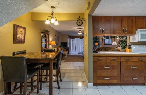 Ormond-by-the-Sea Condo | Beachside Bliss in Ormond Beach