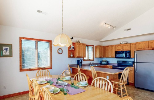 Southern Shores House | Beachside paradise with sundeck views & jetted tub - 365 yards to beach access