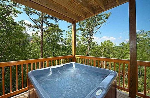Little Creek Falls House | Bear Haven