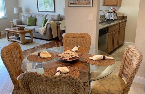 Treasure Island Condo | Beautiful 1 BR 1 Bath condo on intercoastal in Treasure Island
