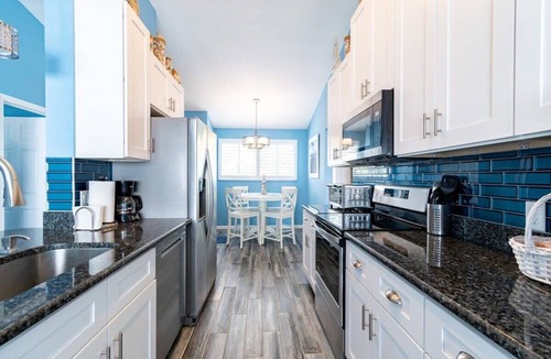 Villages of Seaport Condo | Beautiful 2/2 Condo-Villages of Seaport