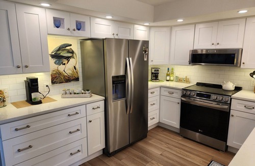 Largo Condo | Beautiful 2/2 Intracoastal Waterfront Snowbird Paradise Condo Home, Two Pools!