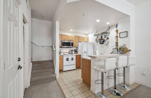 Venetian Bay Villages House | Beautiful 3BD Townhouse near Walt Disney World
