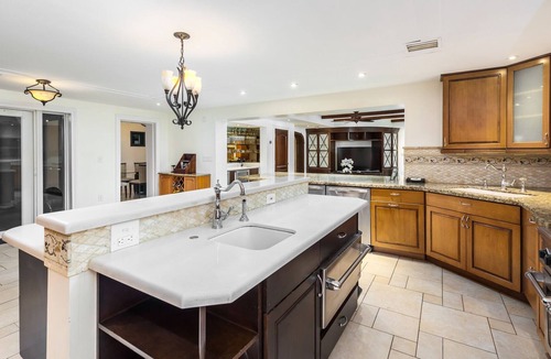 Seybold Villa | Beautiful 7 Bedroom Villa with Pool, Basketball & Movie Theater! Fits 18!