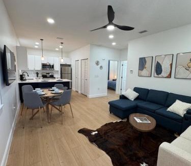 Crescent Lake Apartment | Beautiful apartment convenient location