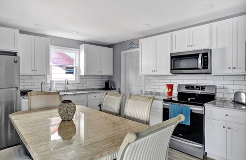 Ventnor City Condo | 🏖 Beautiful Bay View Condo “Close To Beach” 🏖