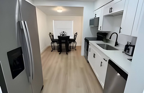 Bayview House | Beautiful home near beaches
