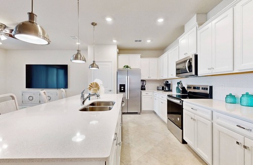 Four Corners House | Beautiful home with private pool, space for the whole family & pets