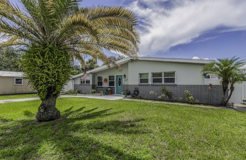 Clearwater House | Beautiful, spacious, 4 king-beds home with heated and covered pool