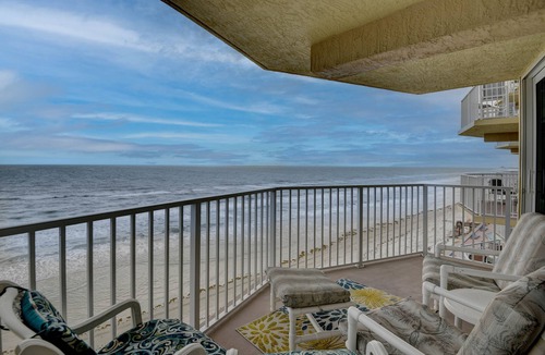 Daytona Beach Shores Condo | Beautiful condo directly on the beach, heated pool, pickleball, basketball, more