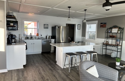 Colington Harbour House | Beautiful waterfront property overlooking the sound
