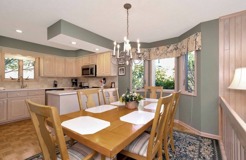 Blowing Rock Condo | Beech 1 | Fireplace, Restaurant, Pool, Spa
