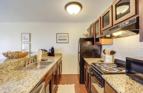 Beech Mountain Apartment | Beech Mtn Studio < 1 Mi to Skiing: Bring Your Pet!