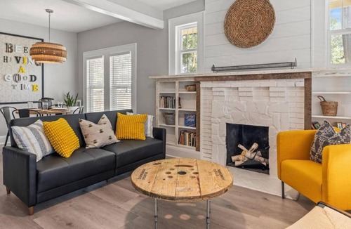 Old Seminole Heights House | BeeKeeper's Inn