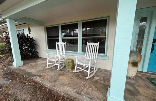 Belleair Bluffs House | Belleair Bliss Enjoy this Charming Beach home in Belleair Bluffs, Largo, Fl.