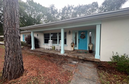 Belleair Bluffs House | Belleair Bliss Enjoy this Charming Beach home in Belleair Bluffs, Largo, Fl.