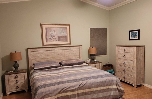 Island Crossings House | Best place for a short term home! Traveling business people welcome