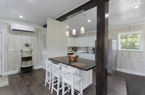 Howey-in-the-Hills House | Beyond Charming Luxury Barndominium - Get away without going far away!