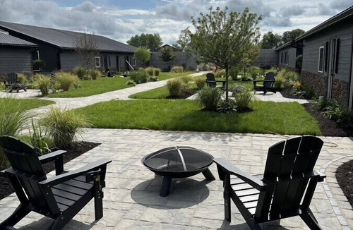 Town of Sullivan House | Big Cat Bungalows at The Haven - Tiger 2