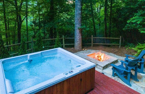 Sylva Cabin | Blackberry Ridge – A North Carolina Dream Vacation Spot – Very Secluded!