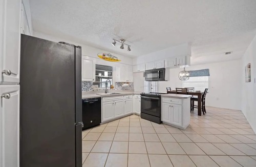Memphis House | Bliss By The Bay* Heated Pool Home w/Playground