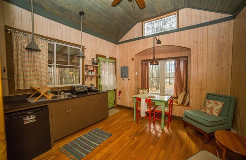 McHenry Cabin | Blue Moon Rising
