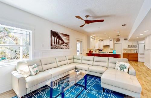 Port Richey House | Blue Shores