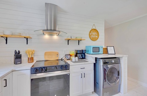Clearwater House | BlueJay's Nest Unit B: Game Room, Walk to Water & Stadium