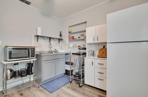 Inverness Cottage | Boat, Hike, & Golf: Inviting Inverness Getaway!