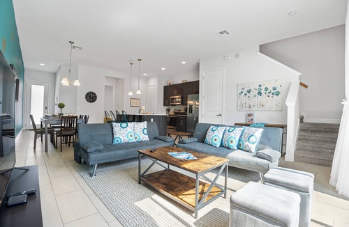 Loughman House | Boutique Resort Escape | Minutes to Disney